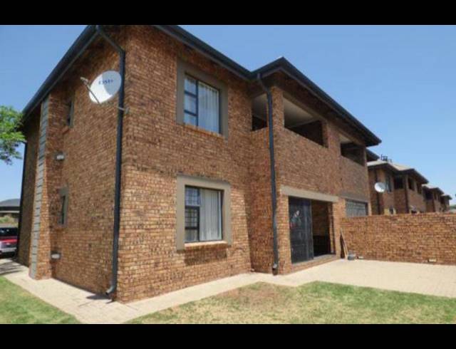 3 BEDROOM APARTMENT FOR SALE IN RAVENSWOOD